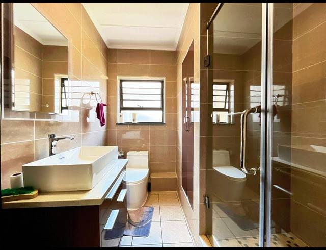 3 BEDROOM APARTMENT FOR SALE IN NOORDWYK